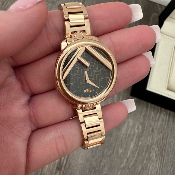 Fendi Watch - Picture 8 of 10